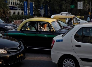 Lái xe Uber hiếp dâm ở Ấn Độ: Chỉ 130 USD là 'trong sạch'