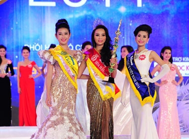 Nguyễn Lâm Diễm Trang đã trở thành á hậu 2 HHVN 2014