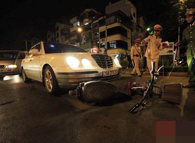 Say rượu gây tai nạn, rút thẻ chuyên viên Bộ Nội vụ ra 'dọa' CA