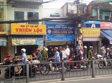 Hàng trăm cảnh sát khám nhà nghi là 'ông trùm' ma túy Sài Gòn