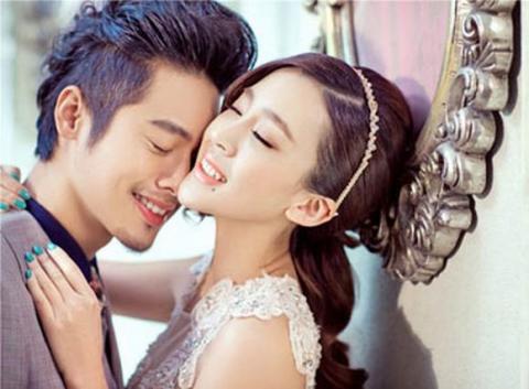 Trả nợ cho anh mà anh vẫn lên giường với gái (Ảnh minh họa)