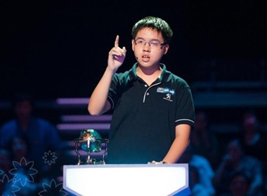 Clip trả lời trí tuệ nhanh kỷ lục, 9X được gọi 'thánh chém'