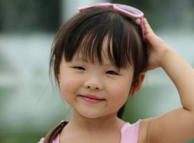 Cô bé 4 tuổi làm 'phiên dịch viên' Việt – Hàn hút 70 ngàn lượt xem