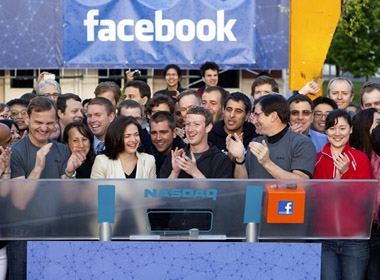 Facebook đóng góp 227 tỷ USD vào kinh tế thế giới 2014