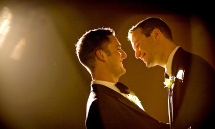 Những bức ảnh cưới đồng tính khiến bạn tan chảy trái tim
