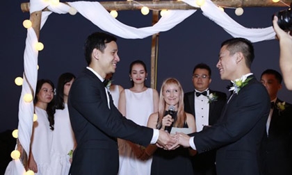 Đám cưới đẹp như cổ tích của NTK đồng tính Adrian Anh Tuấn 