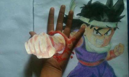 Cô gái 9X vẽ nhân vật truyện tranh đâm xuyên tay gây chú ý 