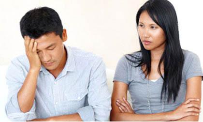 Chán nản vì chồng 'bám váy' mẹ