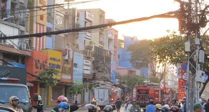 TP HCM: Cháy nhà mặt tiền đường Cách Mạng Tháng Tám, quận 3