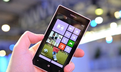 Nokia Lumia 520 bán online còn 600.000 đồng 