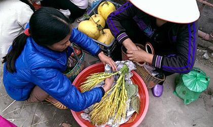 Cau cúng Tết tăng giá mạnh, bán 1 quả mua được 2 lạng thịt