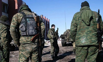 Ly khai và quân chính phủ Ukraine lần đầu trực tiếp đàm phán