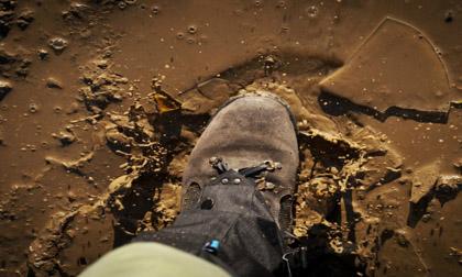 Bước chân huyền thoại của những người đi bộ vòng quanh thế giới