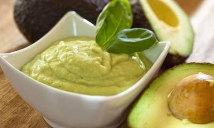 Sinh tố bơ giúp chị em nở ngực nhanh chóng