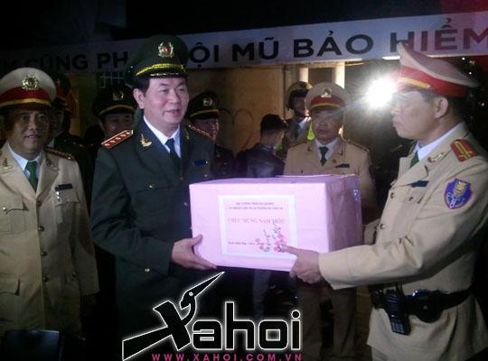 bo-truong-tran-dai-quang-tham-141-2