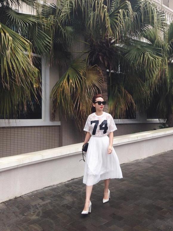 my-nhan-viet-dien-chan-vay-midi9