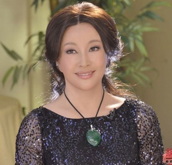 my-nhan-hoa-ngu-yeu-phi-cong-tre1