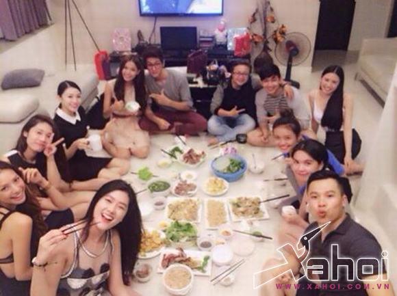 ngoc-trinh-o-chung-nha-khac-tiep-0