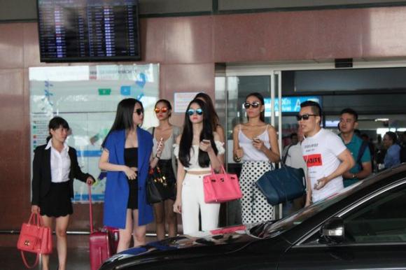 ngoc-trinh-tham-du-cup-ho-guom-65