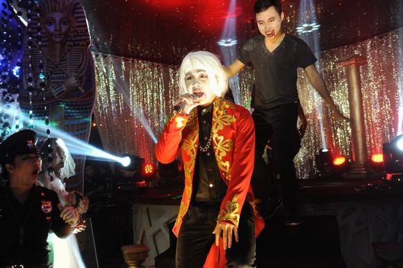 bua-tiec-halloween-cua-sao-22