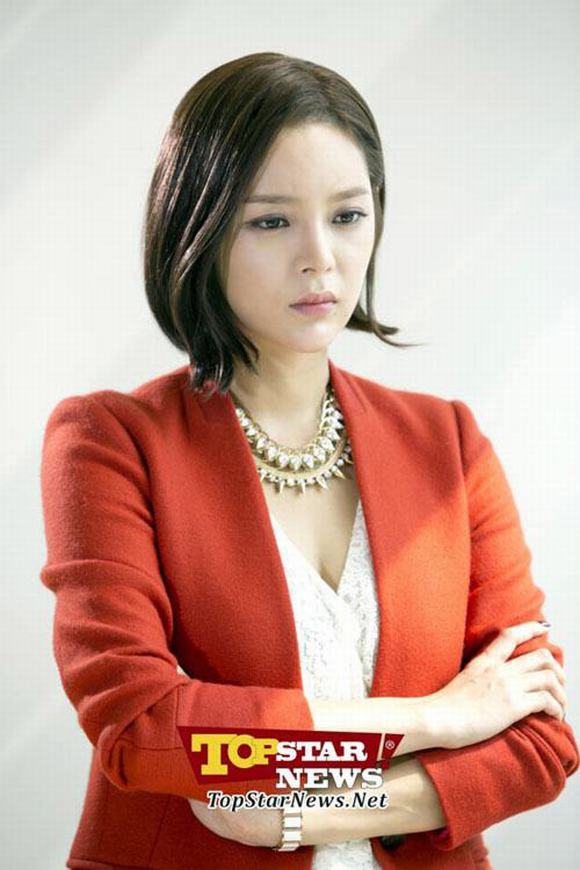 nhung-ac-nu-moi-noi-cua-man-anh-kbiz4
