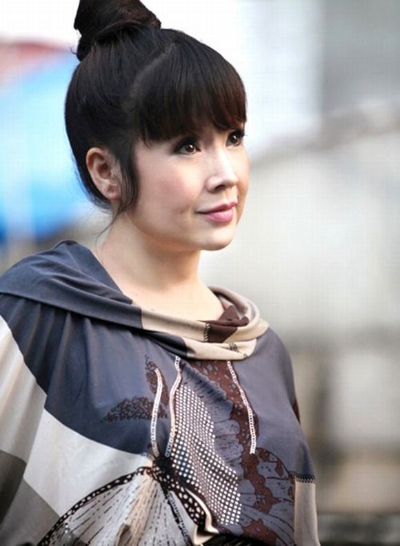 my-nhan-viet-lay-chong-truoc-tuoi-201
