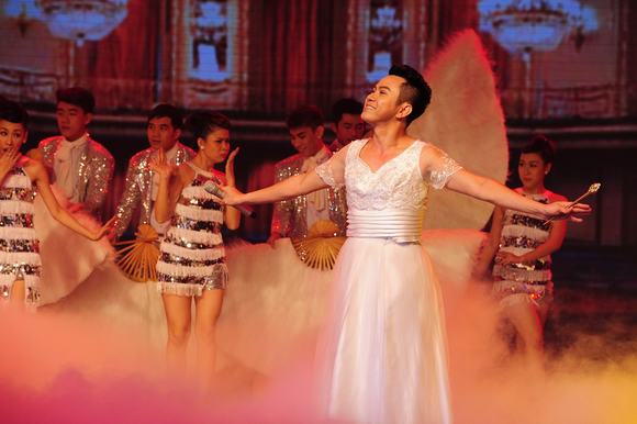cap-doi-quoc-dai-van-trang-8