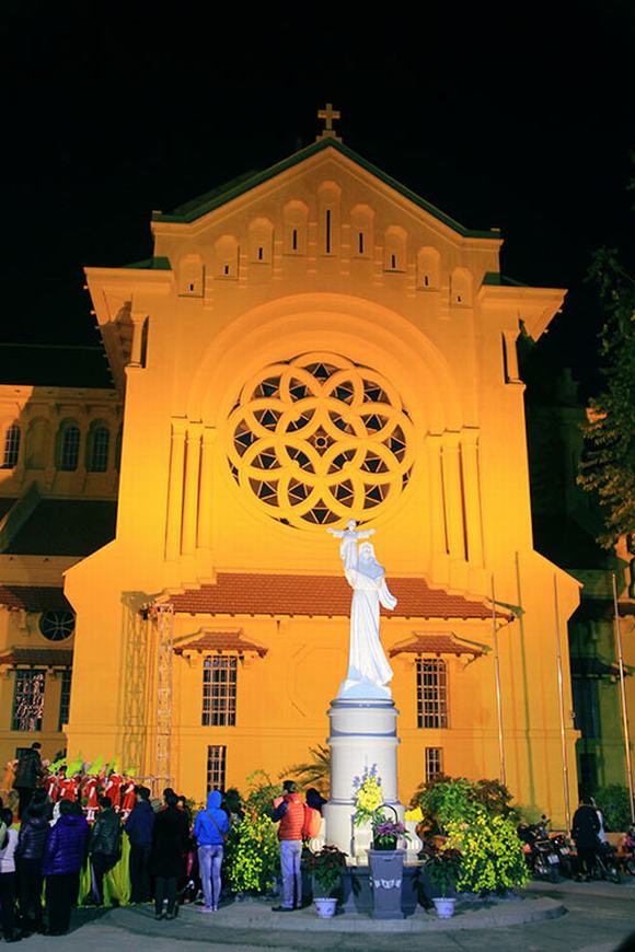 nha-tho-ha-noi-mua-giang-sinh7