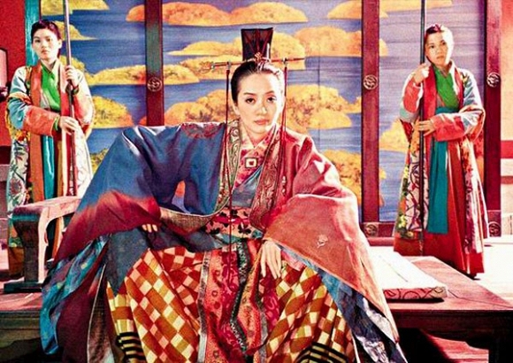 8 sao nữ cải nam trang kinh điển trong phim Hoa ngữ