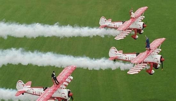 Những đám cưới lạ có 1-0-2 trên thế giới Những đám cưới lạ có 1-0-2 trên thế giới