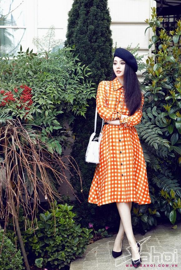 Học lỏm mỹ nhân Hoa ngữ diện thời trang kẻ caro cho mùa xuân hè