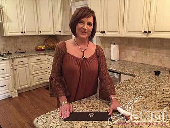 ăn phải 50 viên ngọc trai từ hải sản