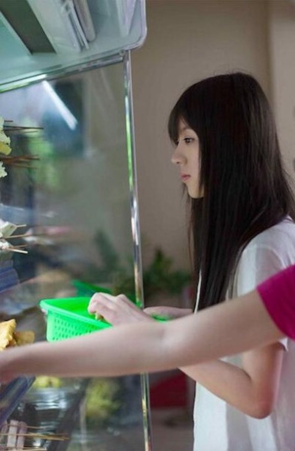 Ngẩn ngơ trước nhan sắc đẹp thuần khiết của 'Nữ sinh áo trắng' Trung Quốc 1