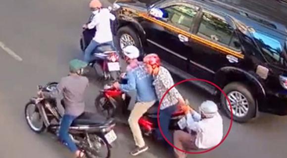 Nạn cướp giật du khách đang bôi xấu Sài Gòn
