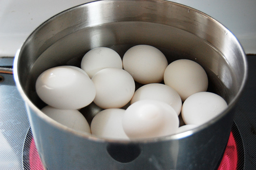 5 sai lầm khi luộc trứng mà ai cũng mắc phải - 1