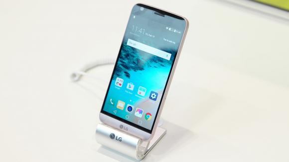 10 dien thoai Android dang cap nhat hien nay hinh anh 9