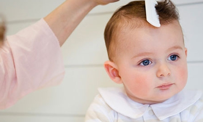 Cách hay để bé có bộ tóc nhanh mọc, dài và mượt