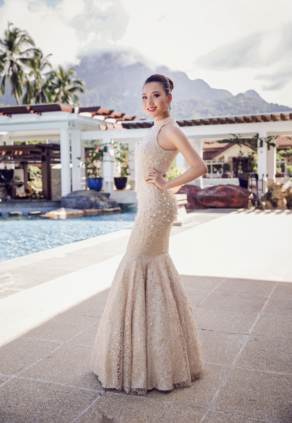 Hoàng Thu Thảo tiết lộ váy dạ hội chung kết Hoa hậu châu Á Thái Bình Dương