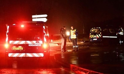 Báo động: Bắt cóc con tin tại Pháp, 2 người thiệt mạng