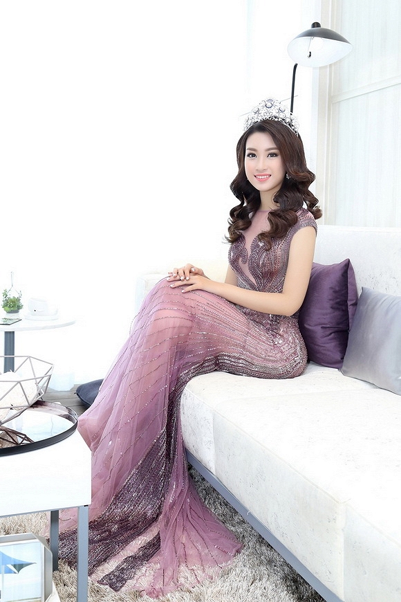 Hoa hậu Mỹ Linh đẹp không tỳ vết 1