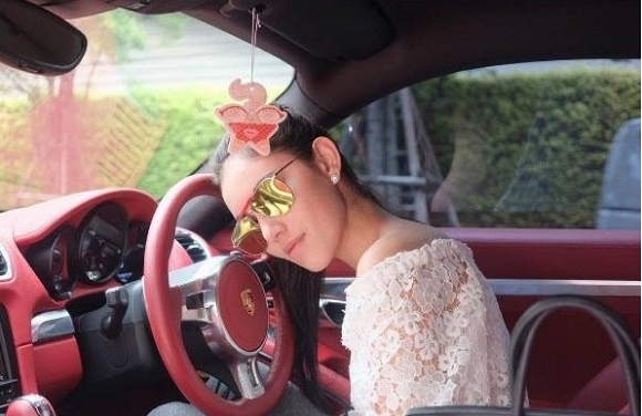 Top 5 ngôi sao Thái Lan sở hữu siêu xe đắt đỏ 1