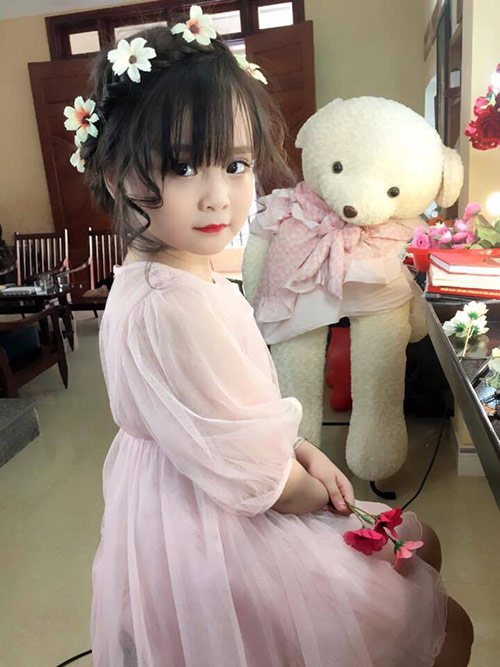 Bé gái Tuyên Quang như thiên thần  11