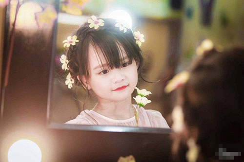 Bé gái Tuyên Quang như thiên thần  17
