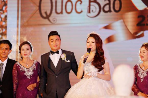 Nữ đại gia Bình Phước hóa công chúa trong đám cưới 6 tỷ đồng với bạn trai 7 năm - Ảnh 15. Nữ đại gia Bình Phước hóa công chúa trong đám cưới 6 tỷ đồng với bạn trai 7 năm - Ảnh 15.
