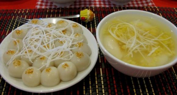   Tết Hàn Thực ở Việt Nam để vinh danh sản phẩm của văn hóa lúa nước và sự tích nguồn cội, về bọc trăm trứng.   