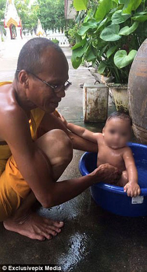 ve bu bam cua be so sinh thai bi me bo roi sau 6 thang khien ai cung mung - 5