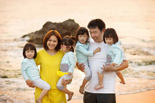 ngo mang thai doi, cu moi lan sieu am, me lai choang vang vi co them mot con - 2