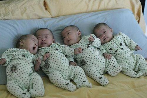 ngo mang thai doi, cu moi lan sieu am, me lai choang vang vi co them mot con - 9