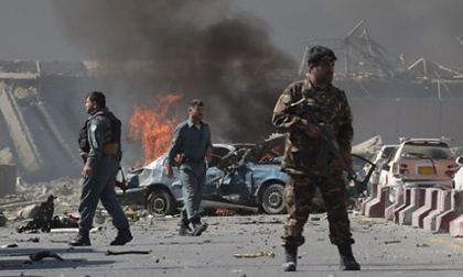 Bom nổ khủng khiếp ở Kabul, ít nhất 80 người chết