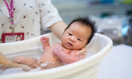 Ngày nào cũng tắm cho con nhưng 90% mẹ Việt không biết đến những điều này